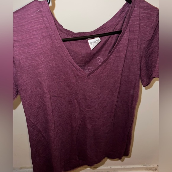 PINK embroidered shirt - size M - Picture 2 of 2